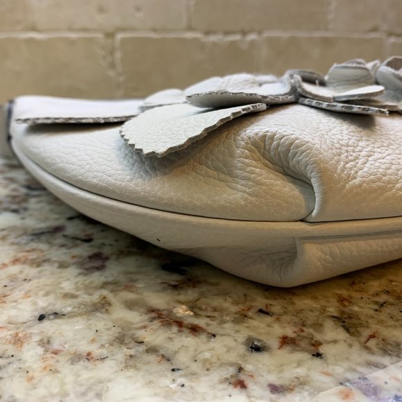 Tahari Exclusive Parks Small Hobo Bag White - Picture 6 of 8